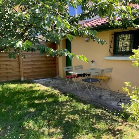 Maison d'hôtes Maisonnette 2/4 Pers-jardin-calme-parking Gratuit Billere